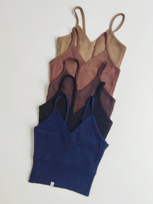 کراپ تاپ چپ و راستی بندی ـ Wrap-style crop top