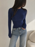 کراپ آستین بلند یقه گرد قد ۶۰ - Long-sleeve crew-neck crop , length 60 cm