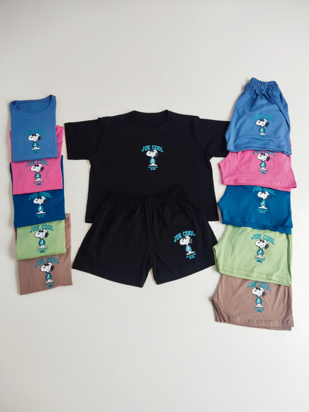 ست کراپ تیشرت باکسی و شلوارک ـ Boxy crop T-shirt and shorts set