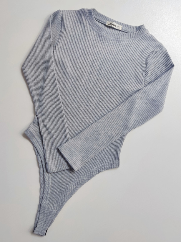 بادی آستین بلند یقه گرد ـ Long-sleeve crew-neck bodysuit