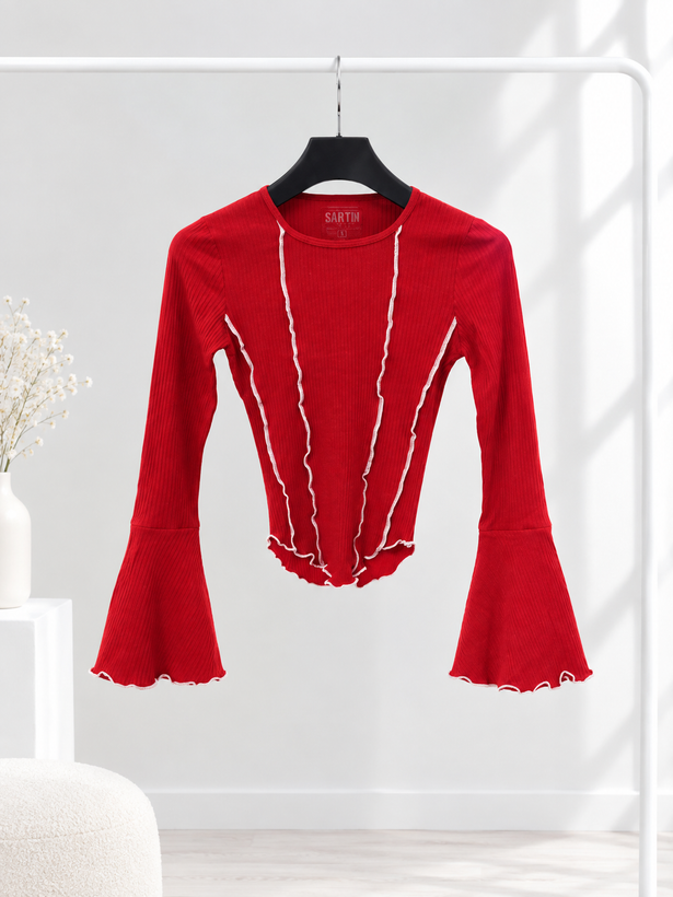بلوز کثیف دوزی آستین کلوش ـ bell-sleeve blouse